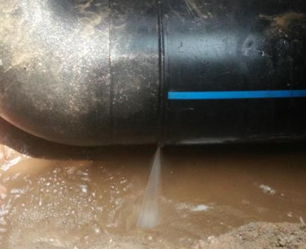 宝清楼顶渗水维修公司为大家分享下宝清卫生间漏水维修修补技术!